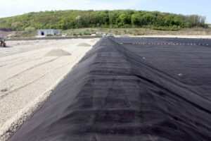 landfill-construction-membrane-protection-hungary